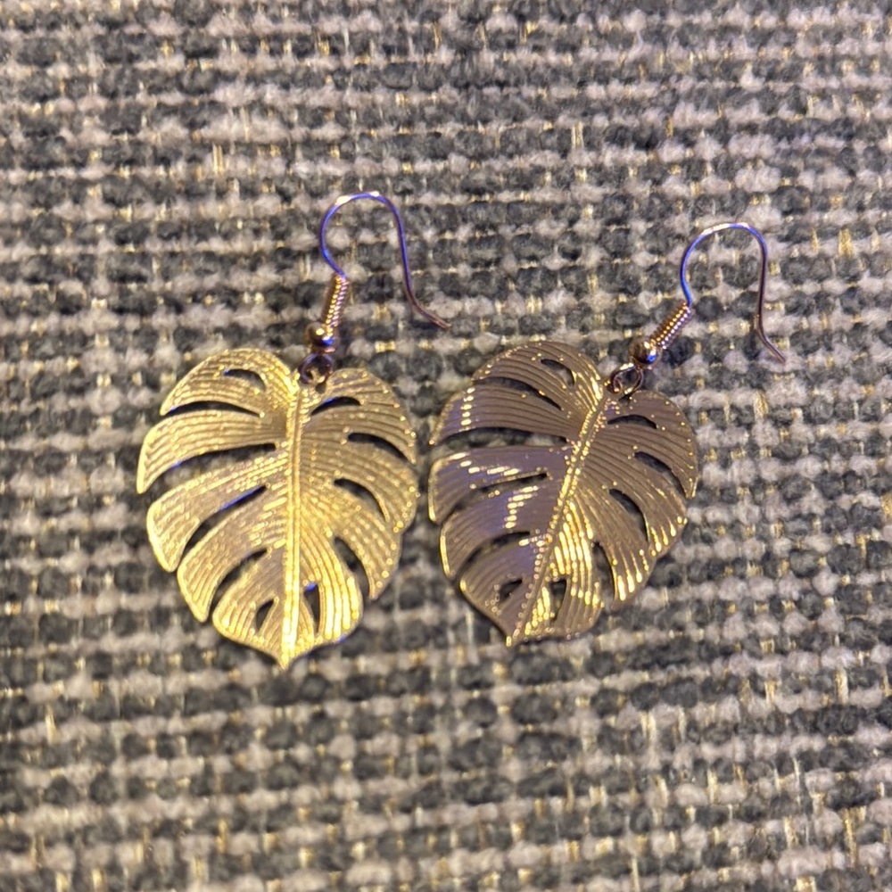 Gold Leaf Dangle Earrings